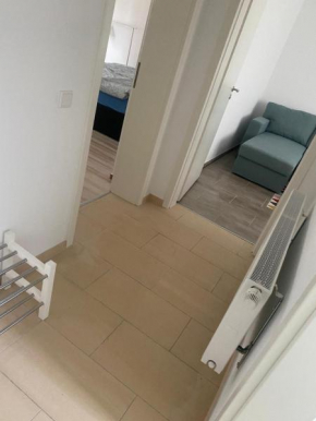 Family and worker friendly spacious Apartment DB7